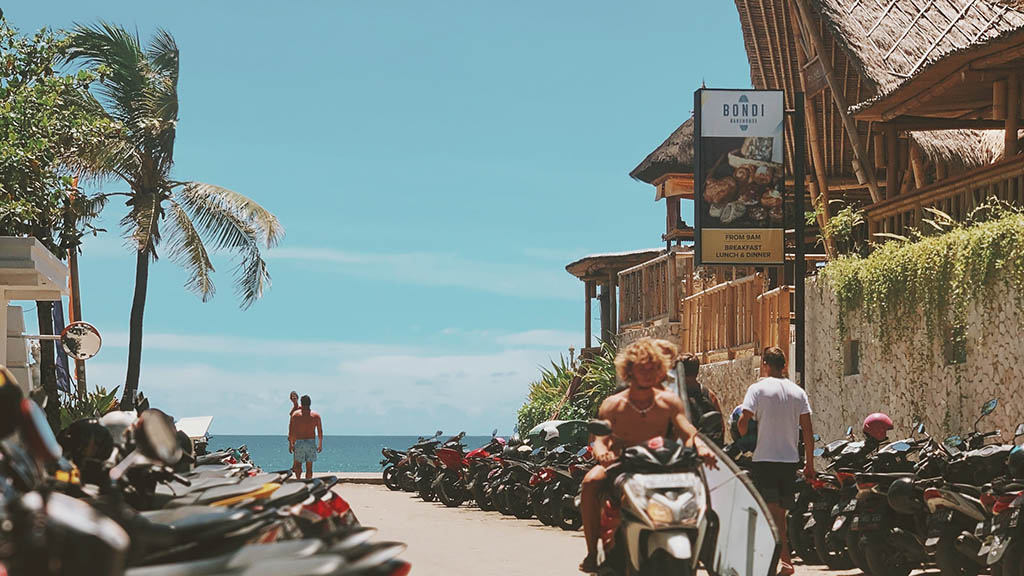 Dry Season: April – End of November