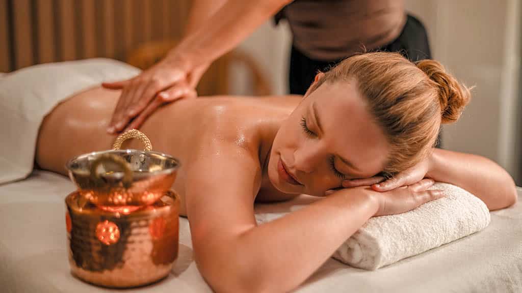 Peloponnese (Greece) – Outdoor Training Unboxed - Massage (1h)